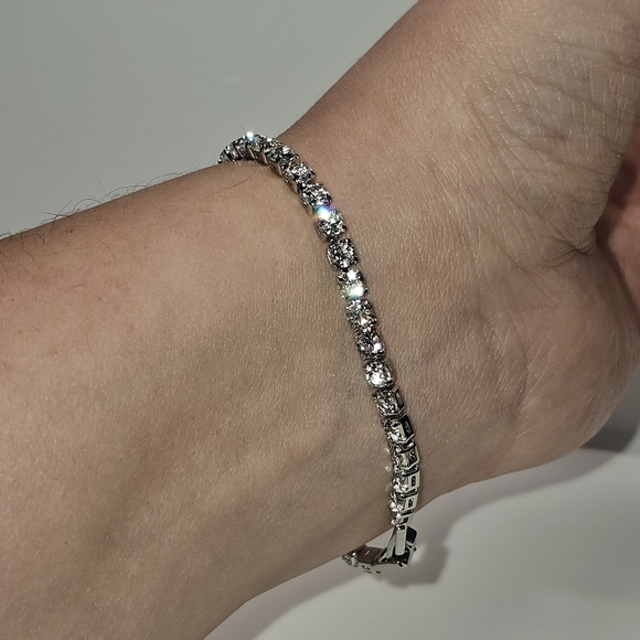 Tennis CZ Silver Fashion Bracelet - Picture 14 of 14